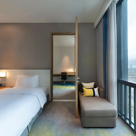 Holiday Inn Express Shenzhen Songgang, An Ihg Hotel Exterior foto